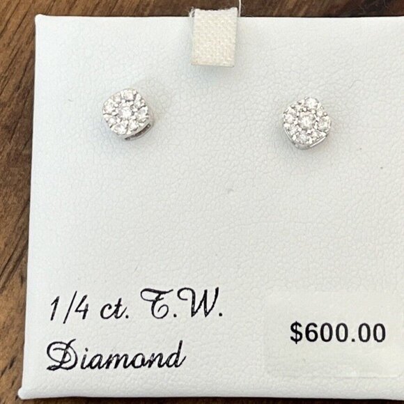10K White Gold 1/4ct TW Diamond Cluster Square Stud Earrings - Picture 7 of 8
